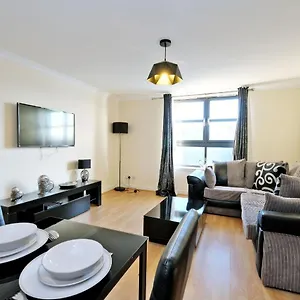 Orangeapartments Riverside Drive,5 Minutes From Centre Apartment