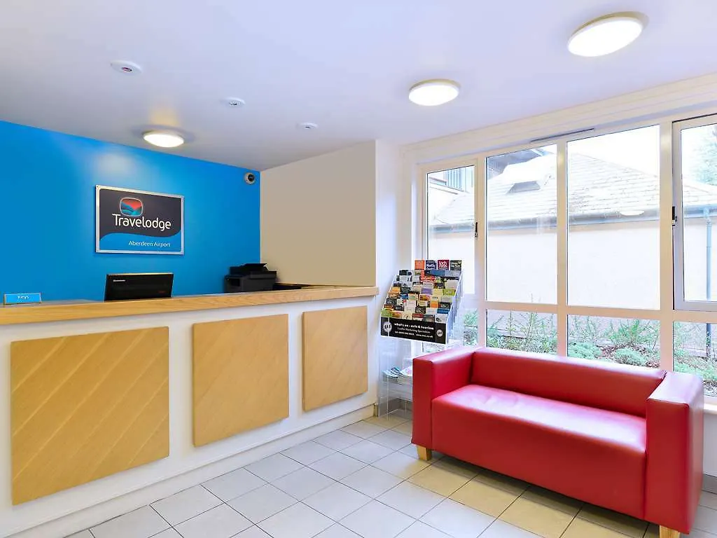 Travelodge Aberdeen Airport 3*,